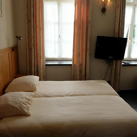 Holiday home Stationed Between And Liege In