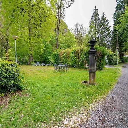Holiday home Stationed Between And Liege In