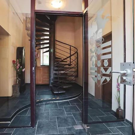 Studio In A Castle From The 16Th Century Ferienhaus *