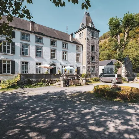 Holiday home Cozy In A 16th Century Castle